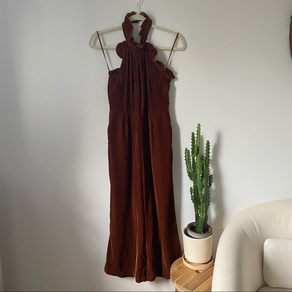 NWT Anthropologie Kristinit Velvet Jumpsuit, size small - Picture 5 of 8